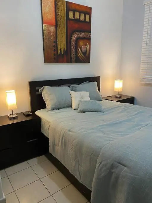 Fiesta Spot At La Placita 3 Bedroom And 2 Bathrooms San Juan